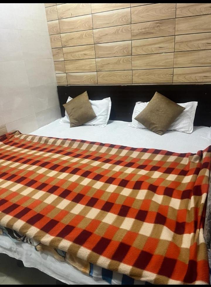 Arora Guest House Αμριτσάρ Εξωτερικό φωτογραφία