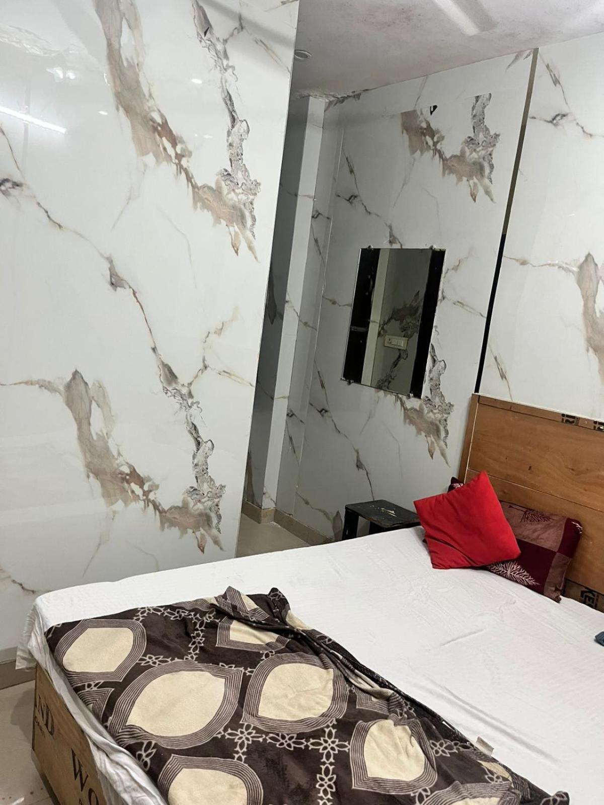 Arora Guest House Αμριτσάρ Εξωτερικό φωτογραφία